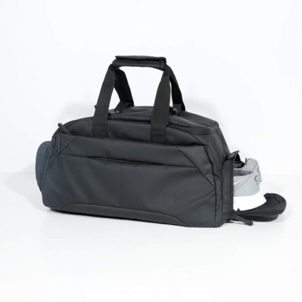 Versatile Duffel Bag with Shoe Chamber - Image 2