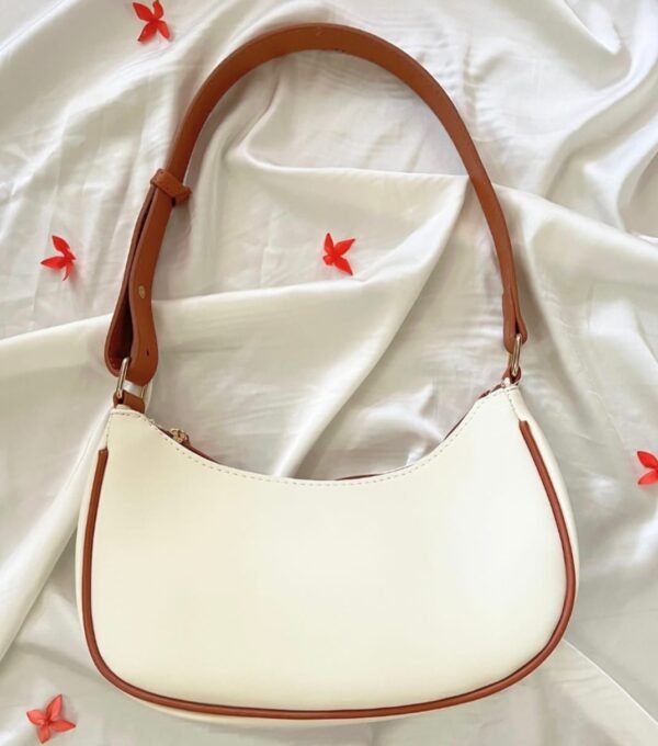 Women’s Crescent Underarm Bag Summer 2025 - Image 4